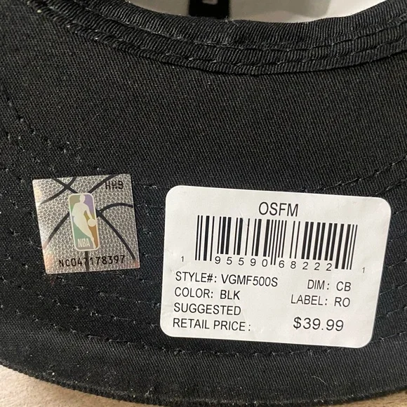 New Chicago Bulls Embroidered Patch SnapBack Hat New with Tags - Picture 7 of 11